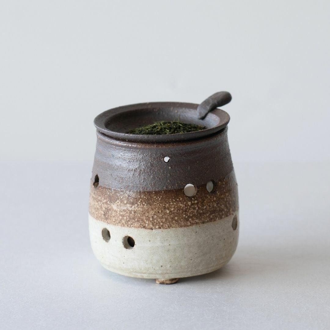 茶香炉 【常滑焼】山田白細掛分 | 茶の庭オンラインショップ